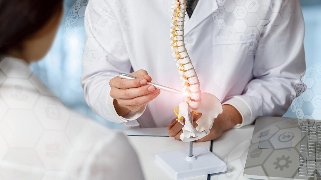 3 Συχνές ερωτήσεις για τον χρόνιο πόνο στην πλάτη και το χειρουργείο σπονδυλικής στήλης (και οι απαντήσεις τους!) - Δρ. Ελευθέριος Καραδήμας Ορθοπεδικός Χειρουργός